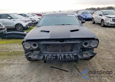 2015 Dodge Challenger Sxt z USA, uszkodzony, nr VIN 2C3CDZAG7FH860990